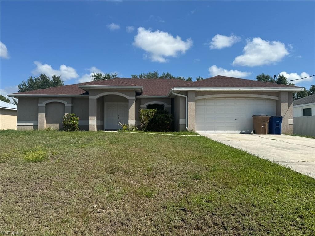 1841 Landale LOOP LEHIGH ACRES, FL 33972