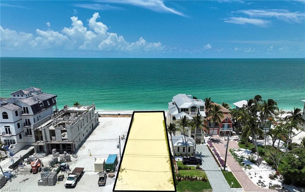 27440 Hickory BLVD BONITA SPRINGS, FL 34134