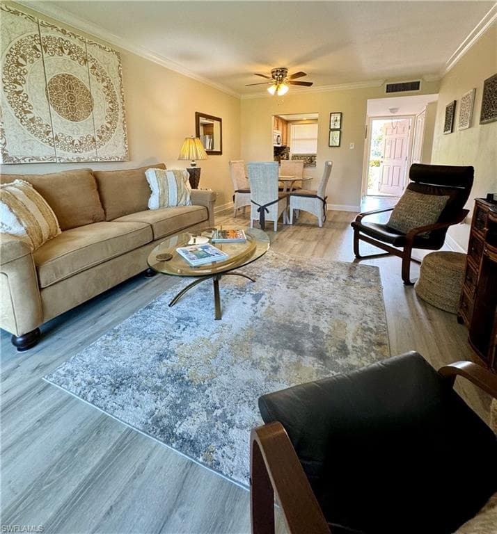 300 Forest Lakes BLVD 105 NAPLES, FL 34105