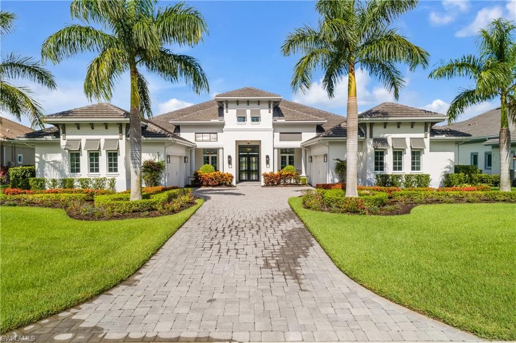 18570 Blue Eye LOOP FORT MYERS, FL 33913