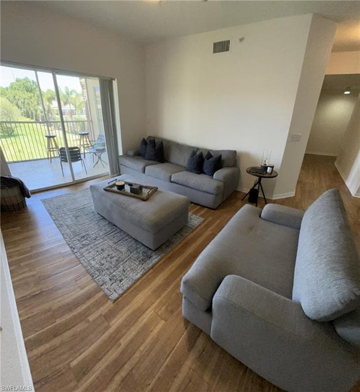 6360 Aragon WAY 207 FORT MYERS, FL 33966