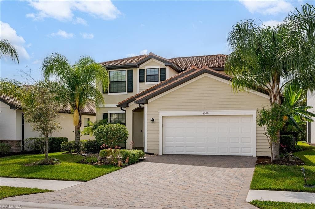 4260 Raffia Palm CIR NAPLES, FL 34119