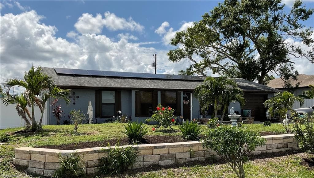 2713 NE 1st PL CAPE CORAL, FL 33909
