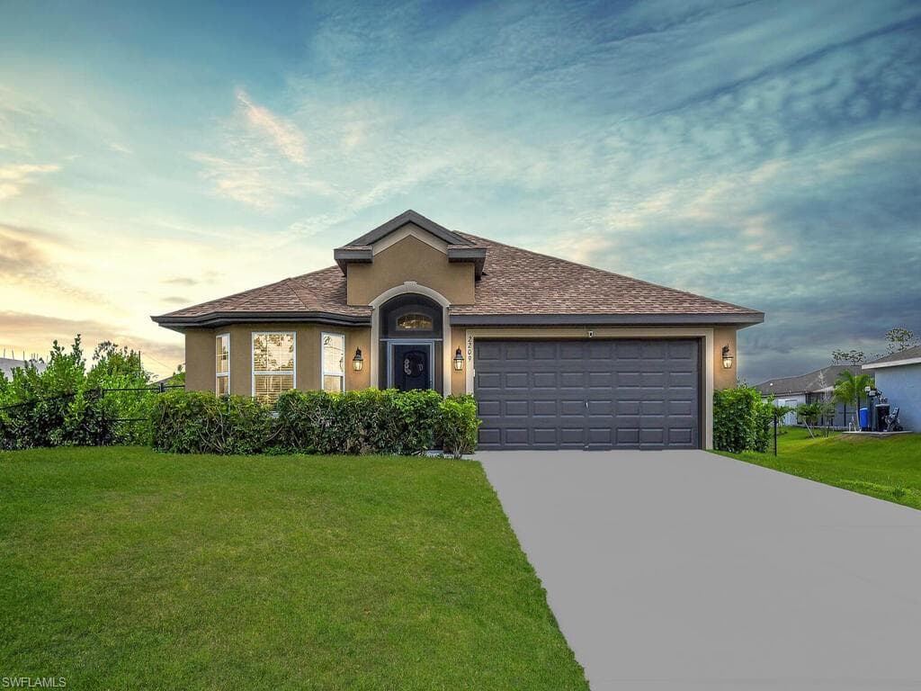 2209 NE 33rd ST CAPE CORAL, FL 33909