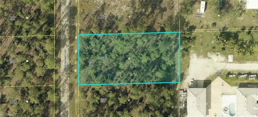 1216 Broadway AVE LEHIGH ACRES, FL 33972