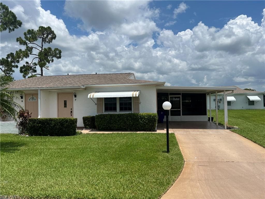 7 Aztec Lily LN LEHIGH ACRES, FL 33936