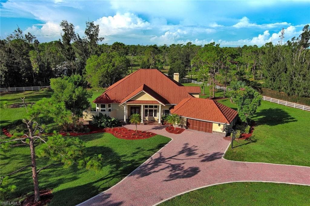 6796 Broken Arrow RD FORT MYERS, FL 33912