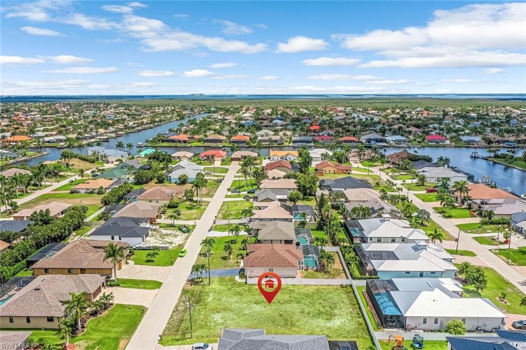 4926 SW 25th CT CAPE CORAL, FL 33914