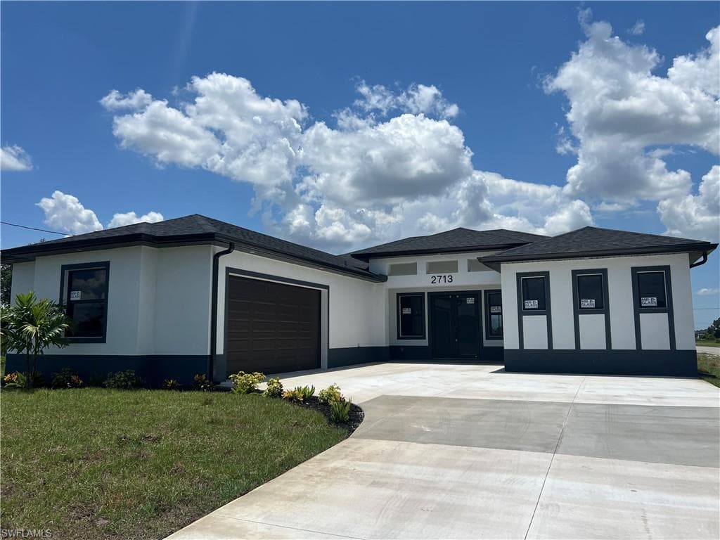 2713 17th ST SW LEHIGH ACRES, FL 33976