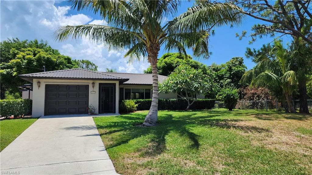 5010 27th PL SW NAPLES, FL 34116