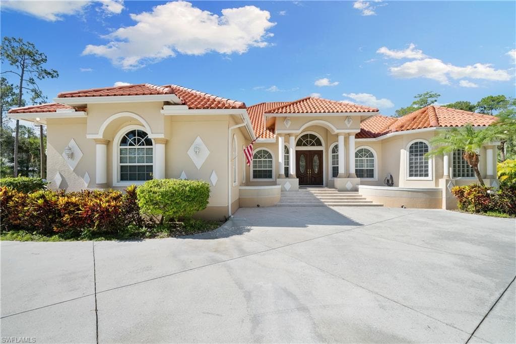 3510 1st AVE SW NAPLES, FL 34117