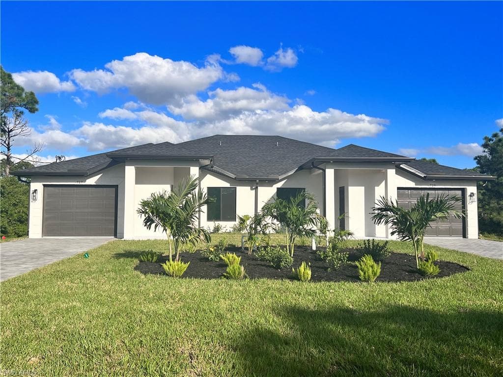 717 Eisenhower BLVD LEHIGH ACRES, FL 33974