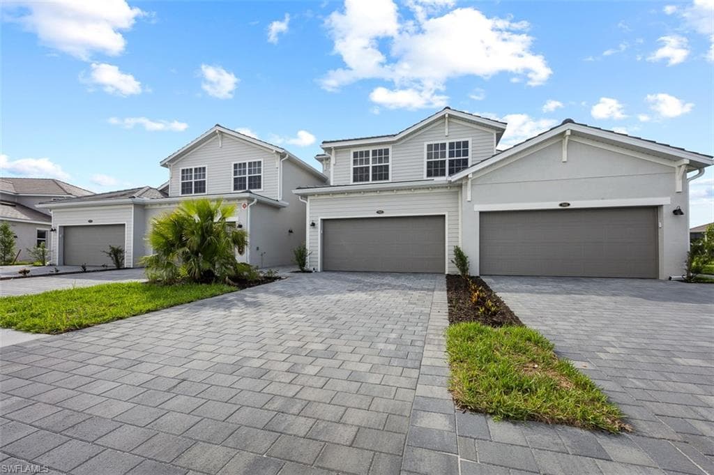 5692 Melbourne CT 7122 AVE MARIA, FL 34142