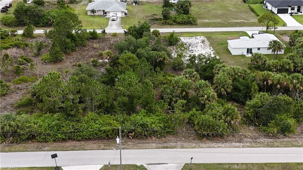 1121 Cariston AVE LEHIGH ACRES, FL 33971