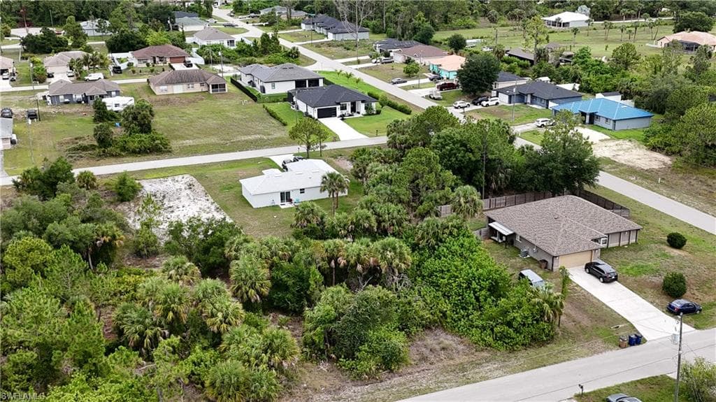 1123 Cariston AVE LEHIGH ACRES, FL 33971