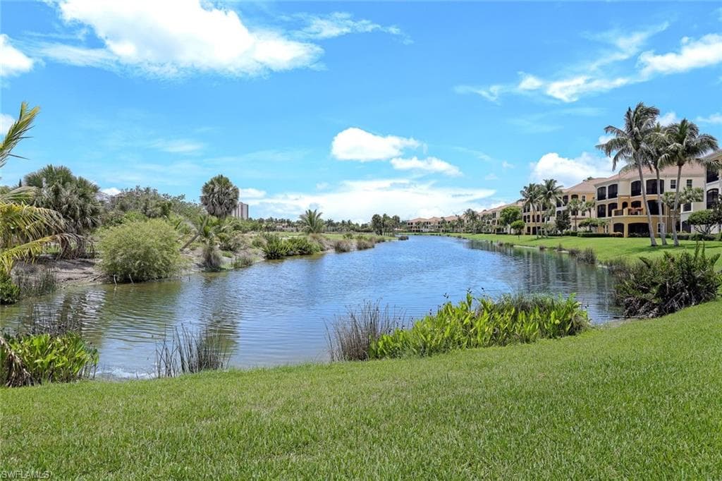 1474 Borghese LN 201 NAPLES, FL 34114