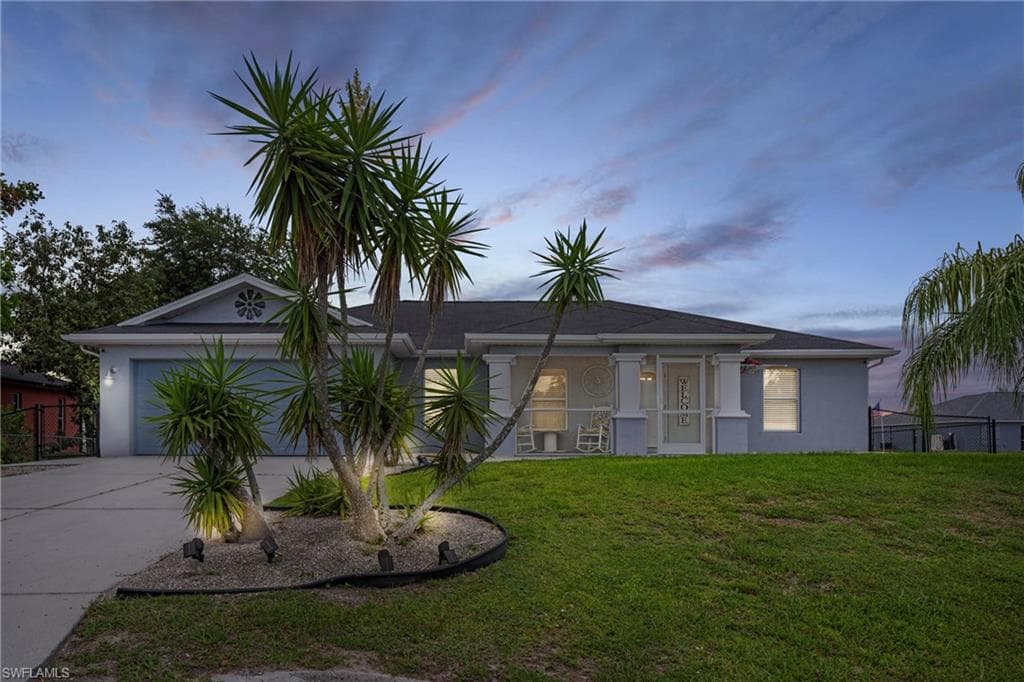 4216 30th ST SW LEHIGH ACRES, FL 33976