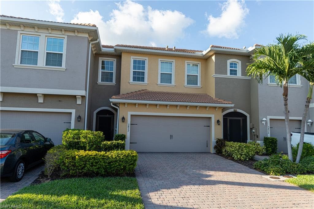 3872 Burrfield ST FORT MYERS, FL 33916