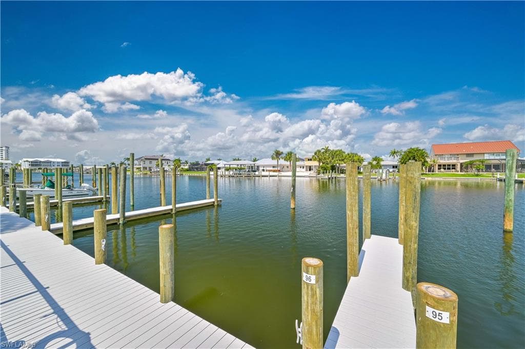 18032 San Carlos BLVD 100 FORT MYERS BEACH, FL 33931