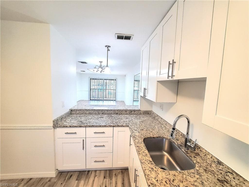 5313 Treetops DR U202 NAPLES, FL 34113