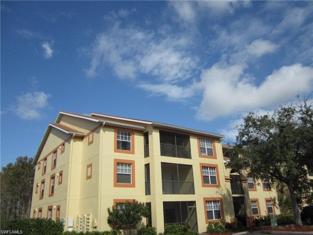7960 Preserve CIR 618 NAPLES, FL 34119