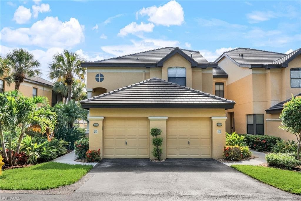 178 Vintage CIR M101 NAPLES, FL 34119