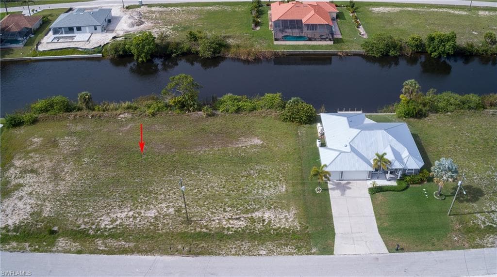 1024 NW 18th TER CAPE CORAL, FL 33993