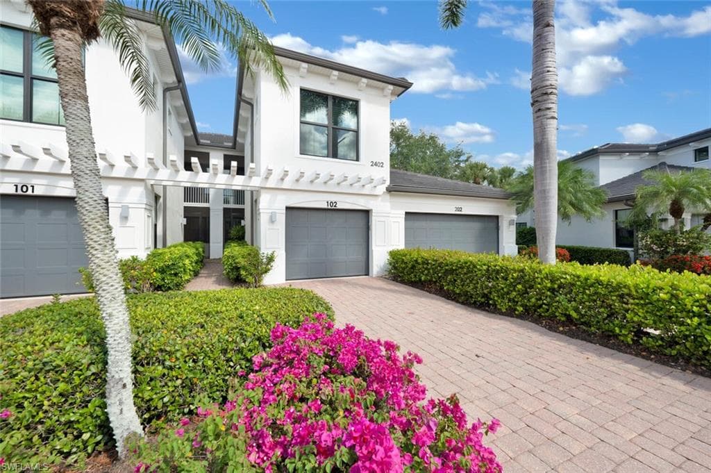 2402 Ravenna BLVD 9-102 NAPLES, FL 34109
