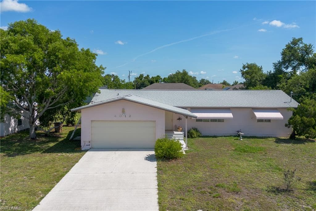 4012 5th ST W LEHIGH ACRES, FL 33971