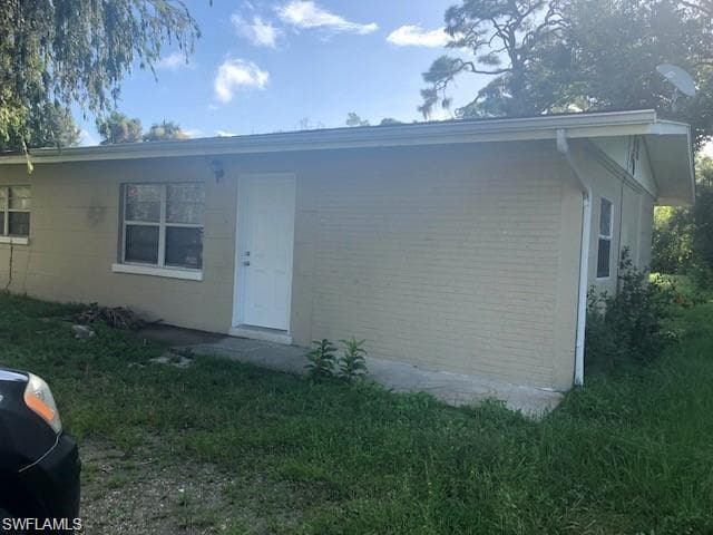 1620 Beachwood DR NORTH FORT MYERS, FL 33903