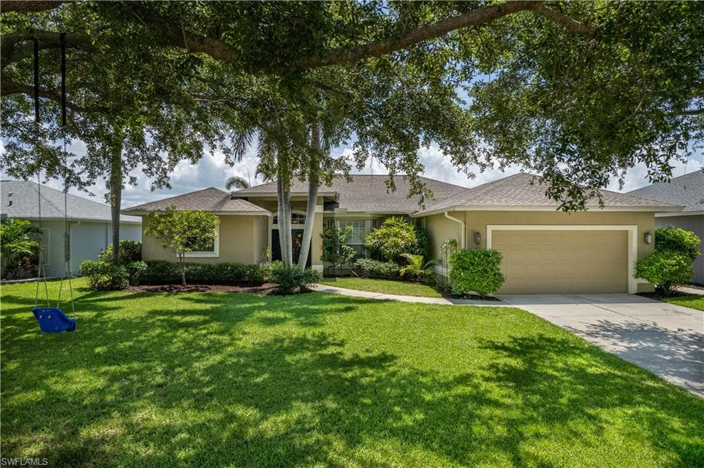 17511 Stepping Stone DR FORT MYERS, FL 33967