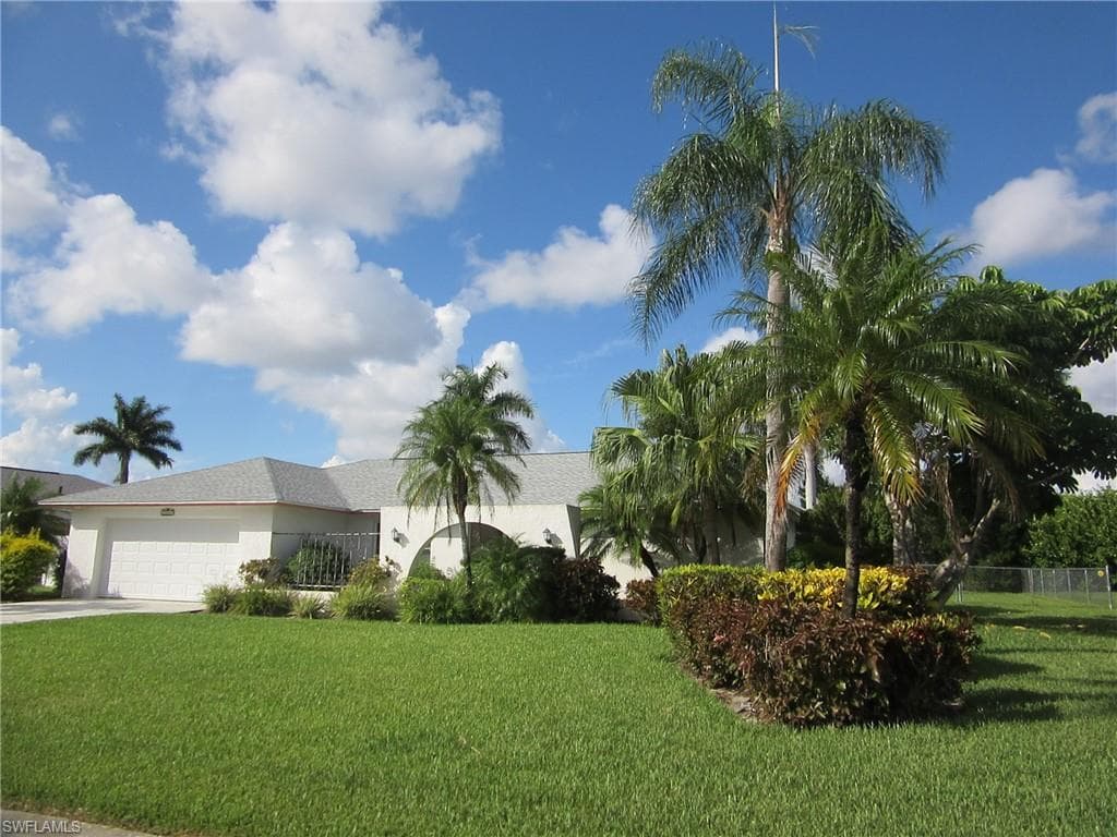 5686 Montilla DR FORT MYERS, FL 33919