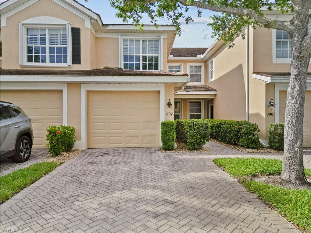 2615 Somerville LOOP 307 CAPE CORAL, FL 33991