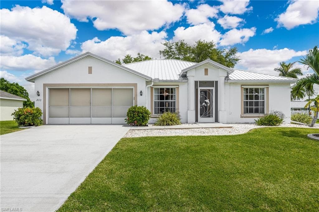200 SE 27th ST CAPE CORAL, FL 33904