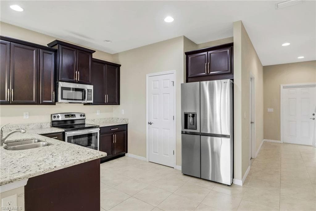 10878 Alvara WAY BONITA SPRINGS, FL 34135