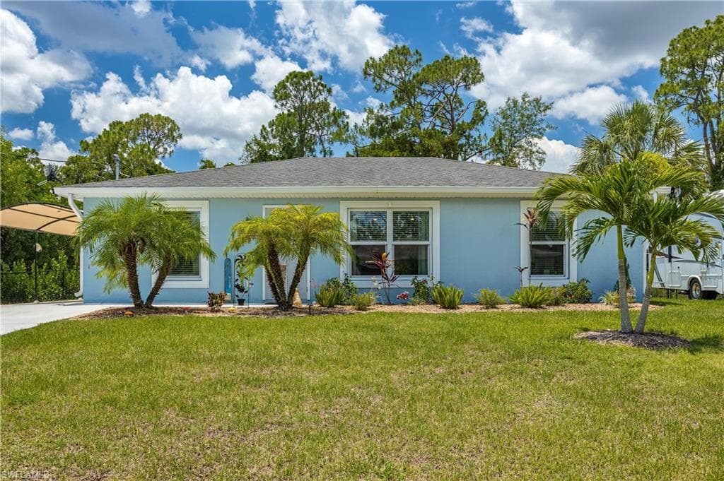 6024 Keystone CIR LABELLE, FL 33935