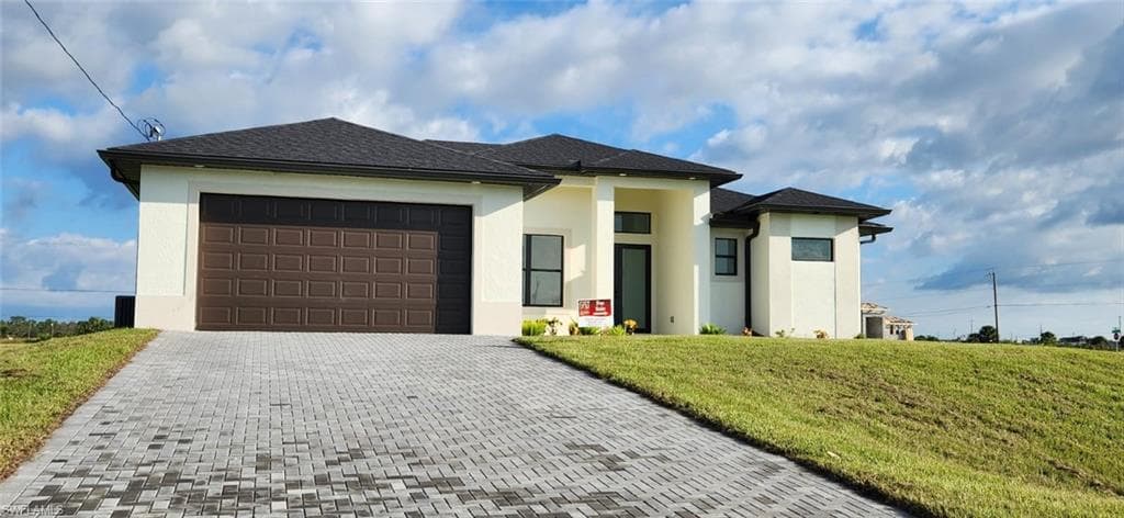 4011 NW 38th LN CAPE CORAL, FL 33993