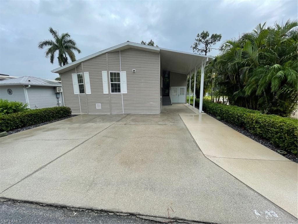 5926 Brightwood DR FORT MYERS, FL 33905