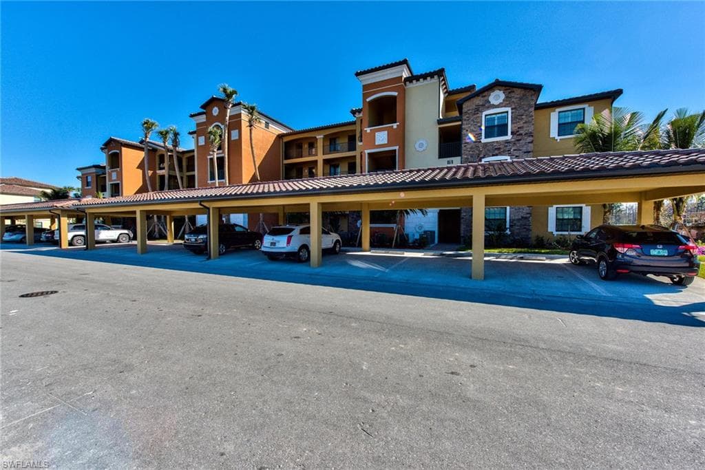 9578 Trevi CT 5145 NAPLES, FL 34113