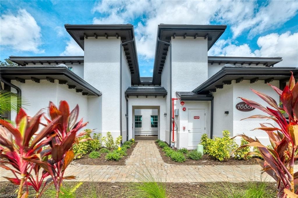 16881 Fairgrove Way 7-202 NAPLES, FL 34119