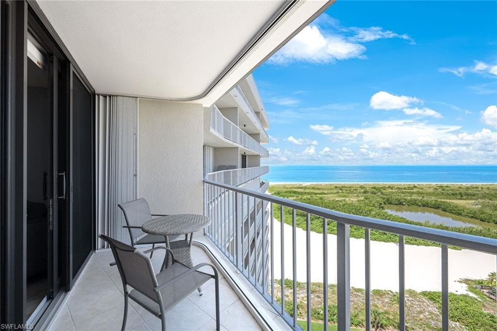 320 Seaview CT 1801 MARCO ISLAND, FL 34145