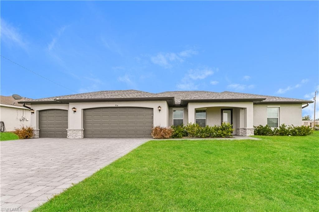 914 13th PL CAPE CORAL, FL 33909