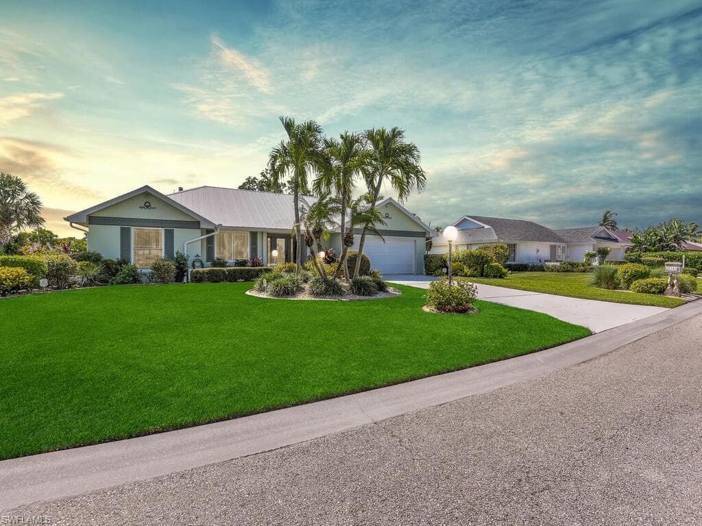 5151 Greenbriar DR FORT MYERS, FL 33919