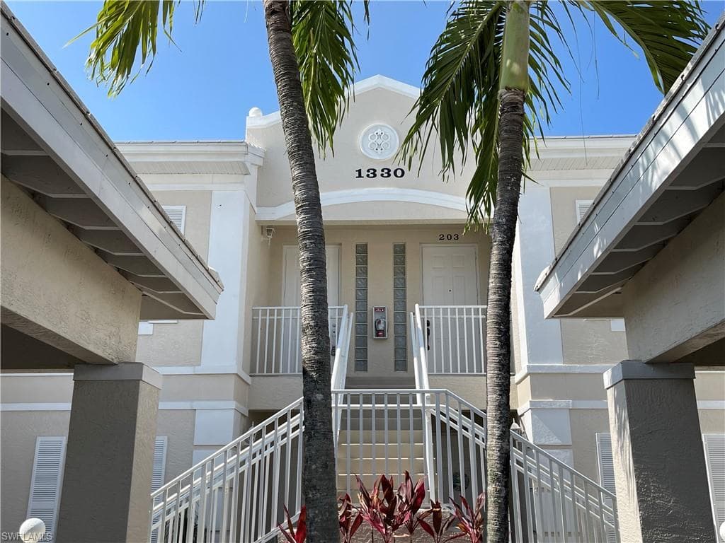 1330 Sweetwater CV 202 NAPLES, FL 34110