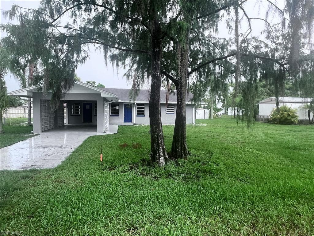 1069 Arbor LN MOORE HAVEN, FL 33471