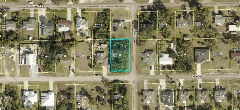 5212 6th ST W LEHIGH ACRES, FL 33971