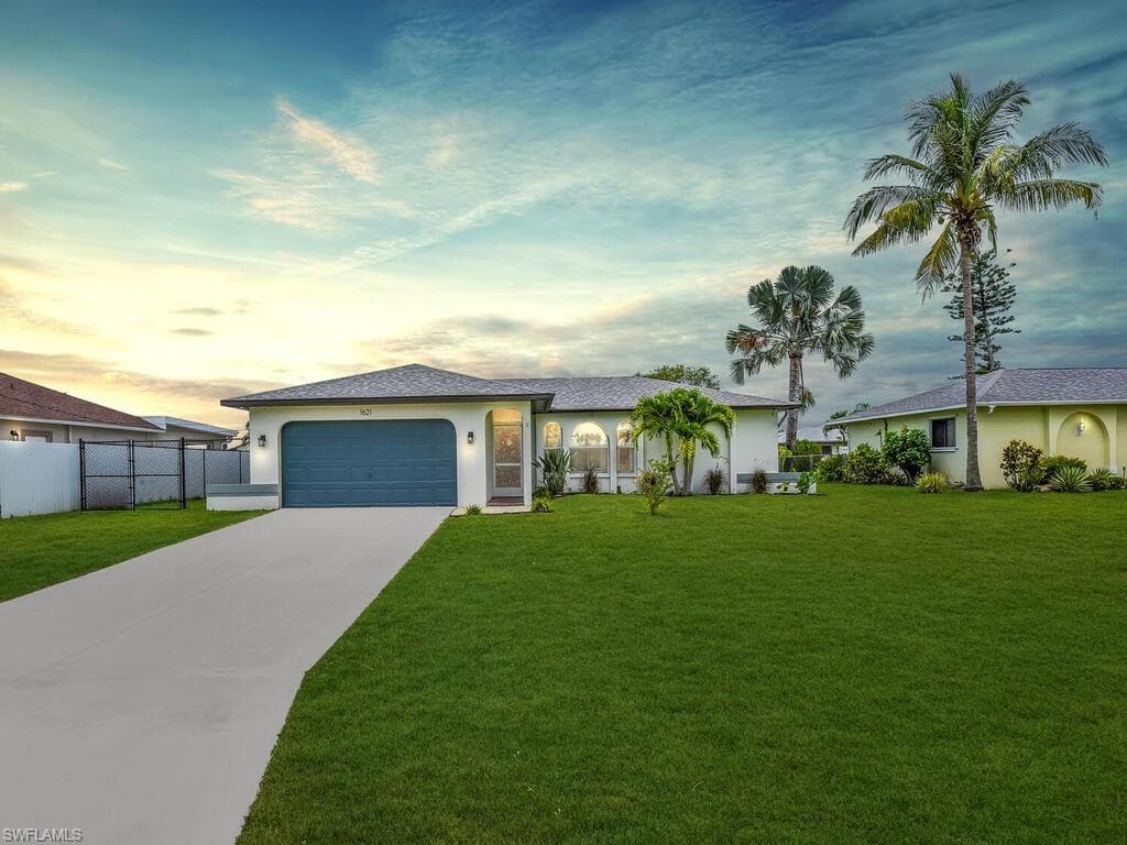 1621 SE 6th LN CAPE CORAL, FL 33990