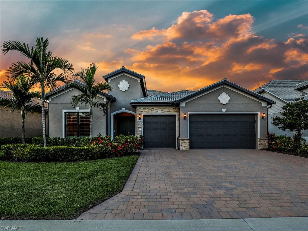 19700 Aqua View LN