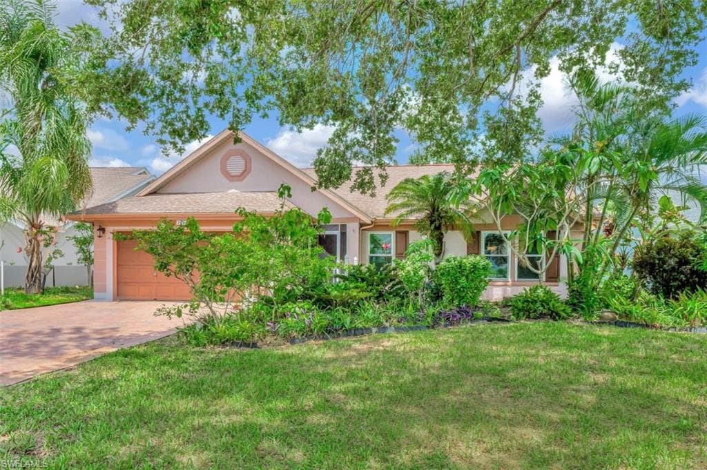 3636 Kent DR NAPLES, FL 34112