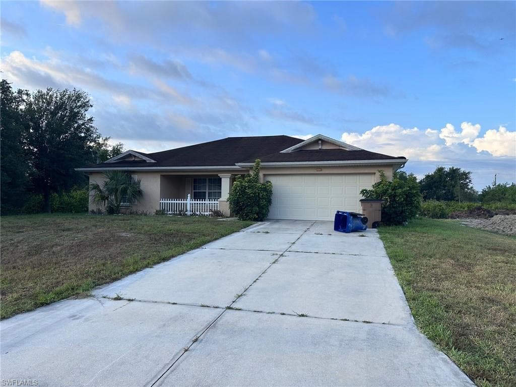 3111 58th ST W LEHIGH ACRES, FL 33971